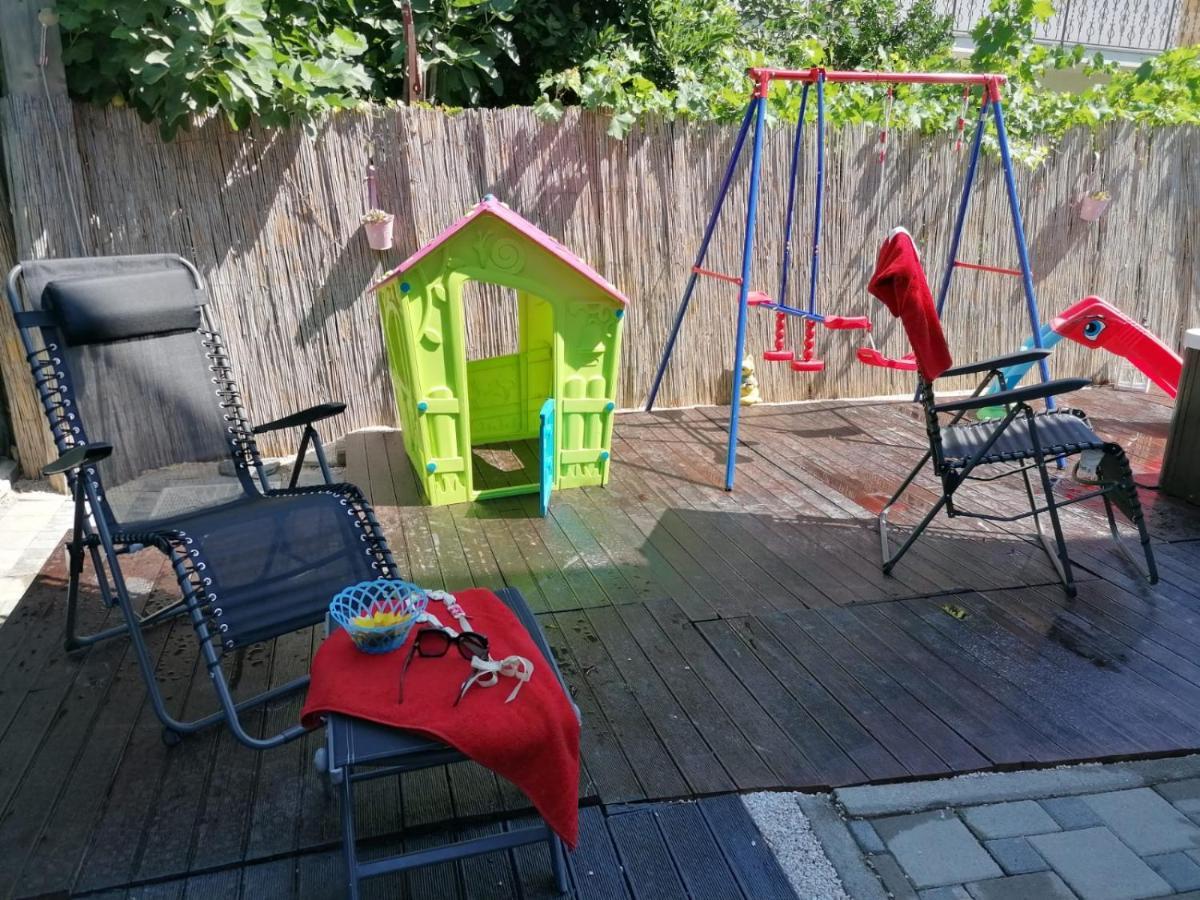 Apartmani U Kastelima Kaštela Esterno foto