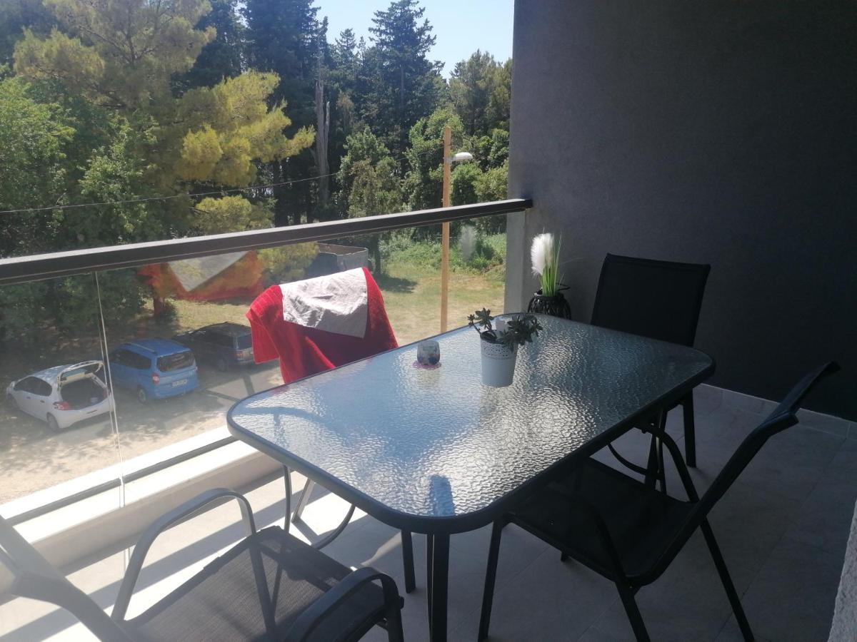 Apartmani U Kastelima Kaštela Esterno foto