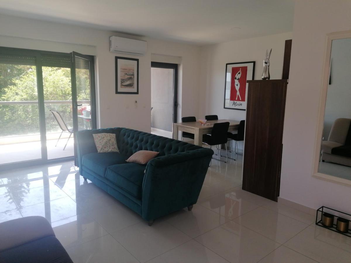 Apartmani U Kastelima Kaštela Esterno foto