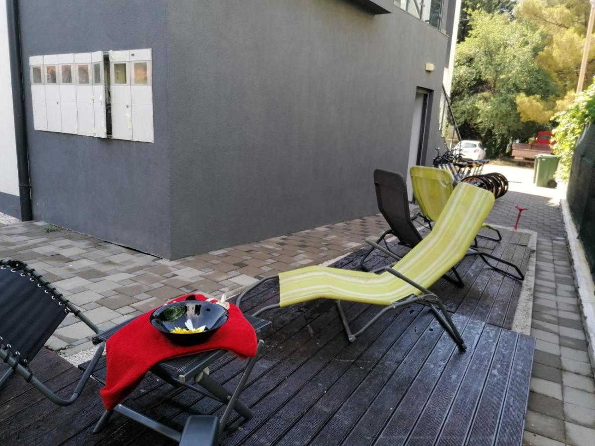 Apartmani U Kastelima Kaštela Esterno foto