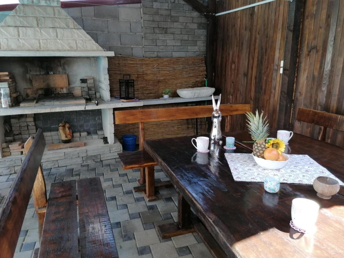 Apartmani U Kastelima Kaštela Esterno foto