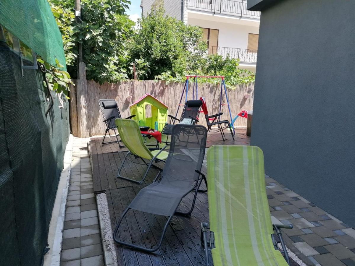 Apartmani U Kastelima Kaštela Esterno foto
