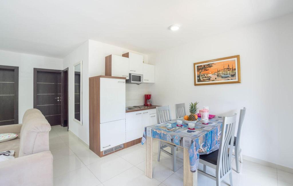 Apartmani U Kastelima Kaštela Esterno foto
